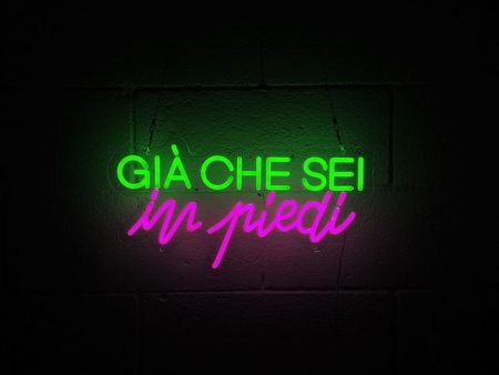 GIÀ CHE SEI IN PIEDI Fashion